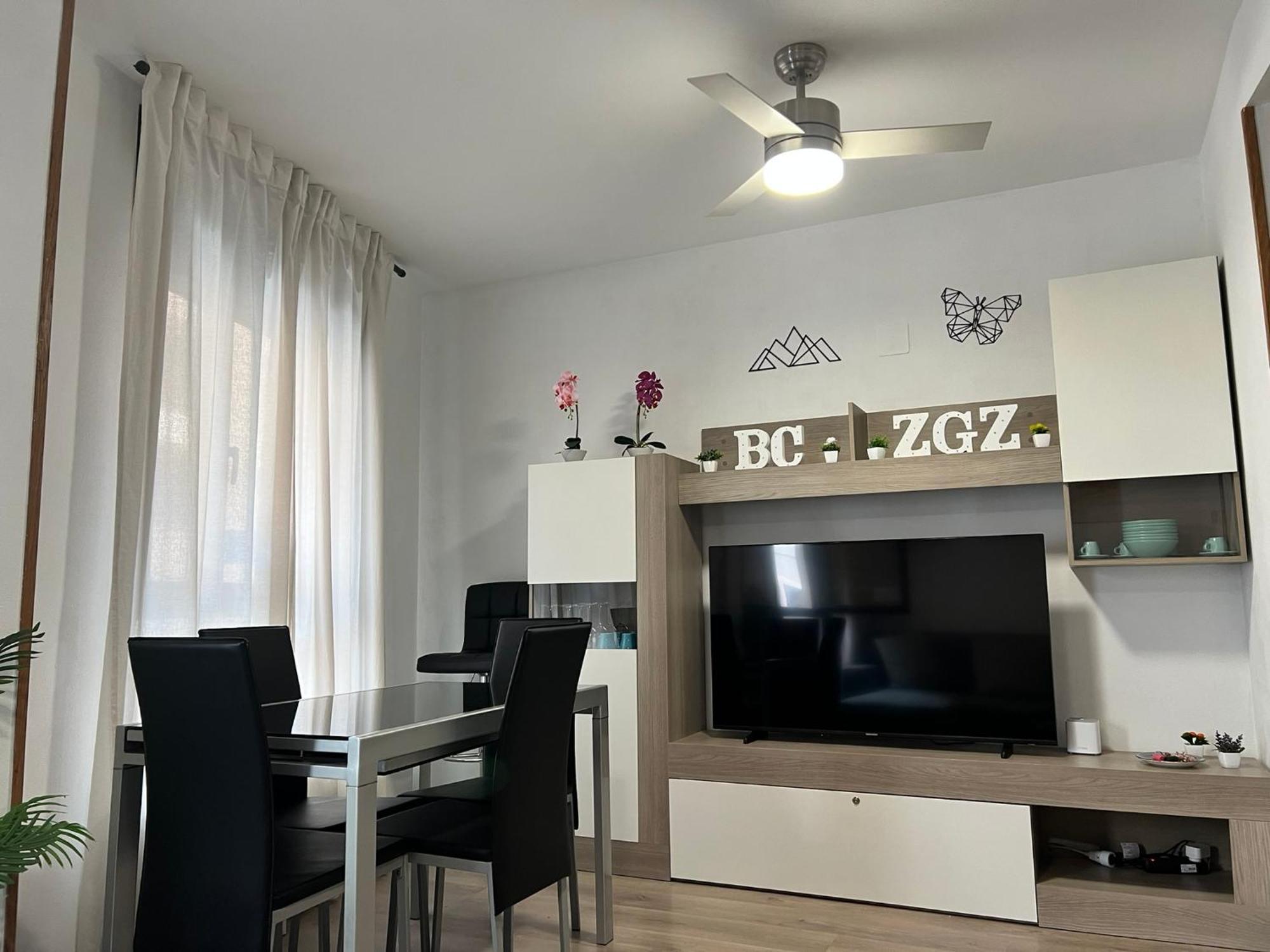 El Bc Zaragoza - Aljaferia Apartment Exterior photo