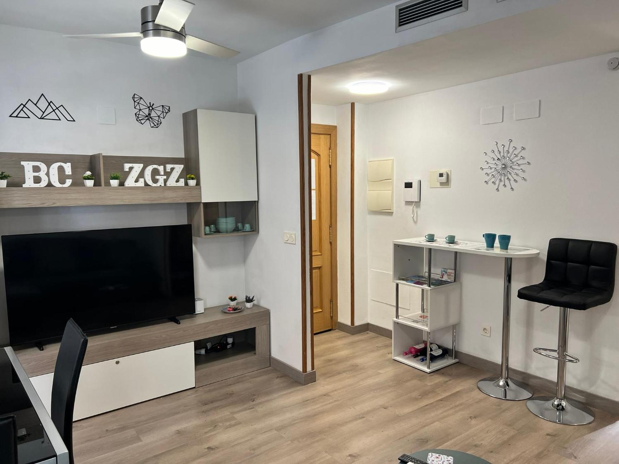 El Bc Zaragoza - Aljaferia Apartment Exterior photo